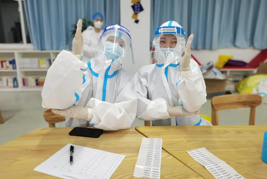 “每天奋战十多个小时！” 红瑞集团南京耀颜值护士走上抗疫志愿者岗位