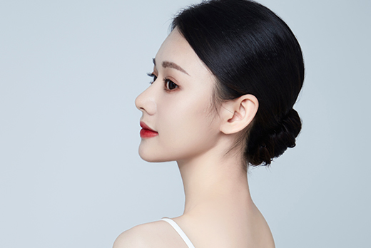 红瑞集团青年技术标兵：P-skin智能美肤阳光城分院光电师陈珊漫