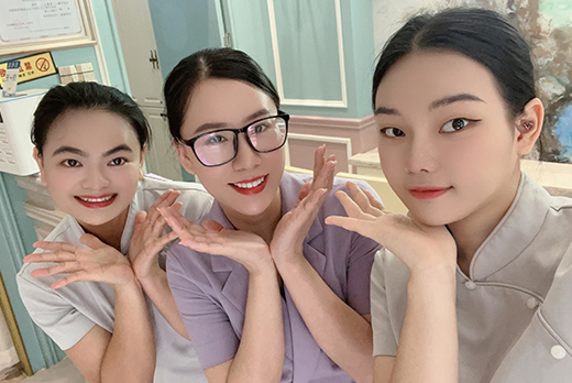 红瑞集团“匠心传承”榜样力量红洋坊美业昌茂分院美容师林明 黄玉青