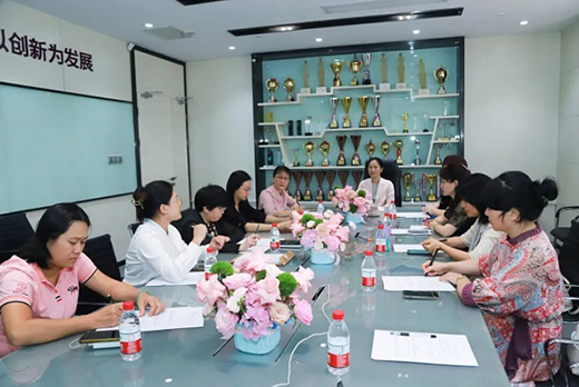 省委会妇女工作委员会召开工作会议