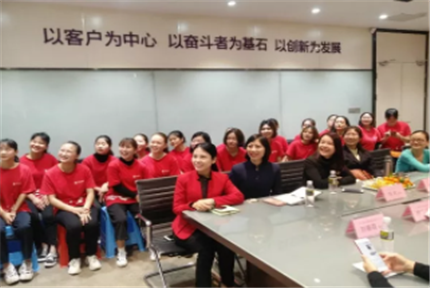 红瑞资讯 | 我司与旅职校、省卫校、一职中、海经校相继召开2018年度实习生座谈会